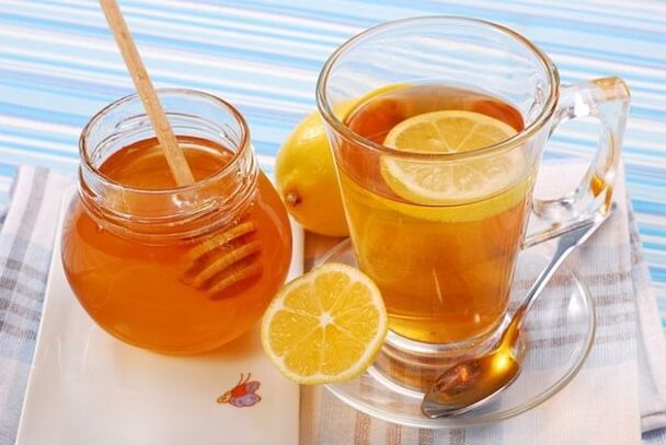 Вода са медом - здрава ужина на хељдино-медној дијети
